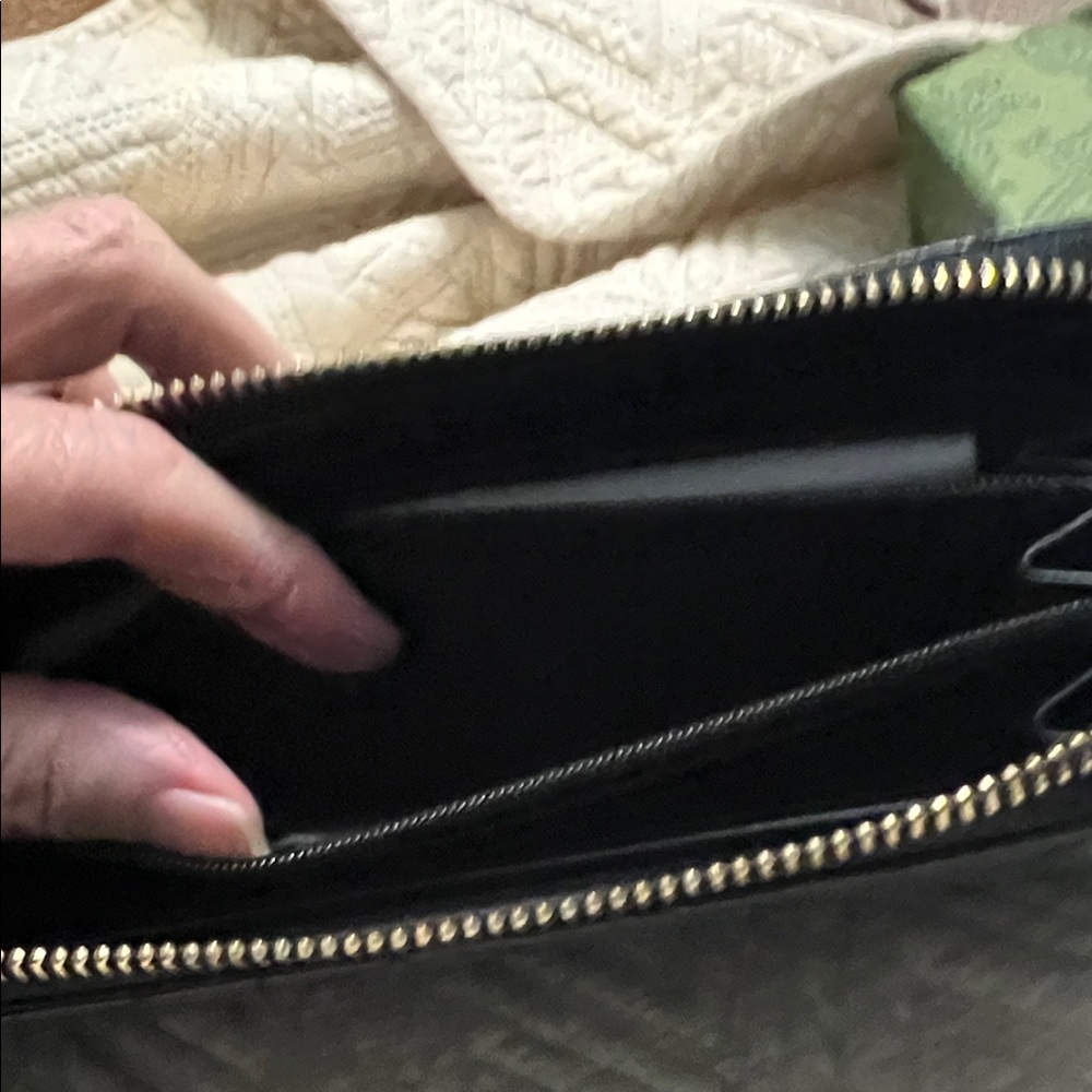 Gucci Black Quilted Leather Zip-Around Wallet with Gold Double G Hardware - Picture 11 of 16